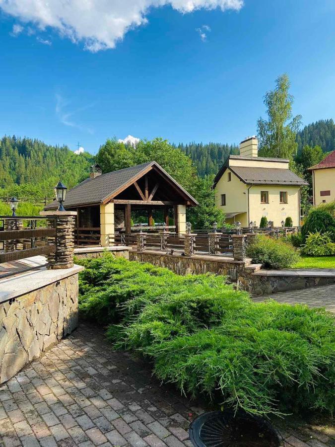 Gerdan Hotel Яремче Екстер'єр фото