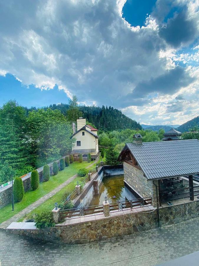Gerdan Hotel Яремче Екстер'єр фото